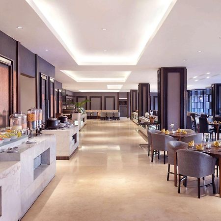 Grand Mercure Solo Baru Exterior photo