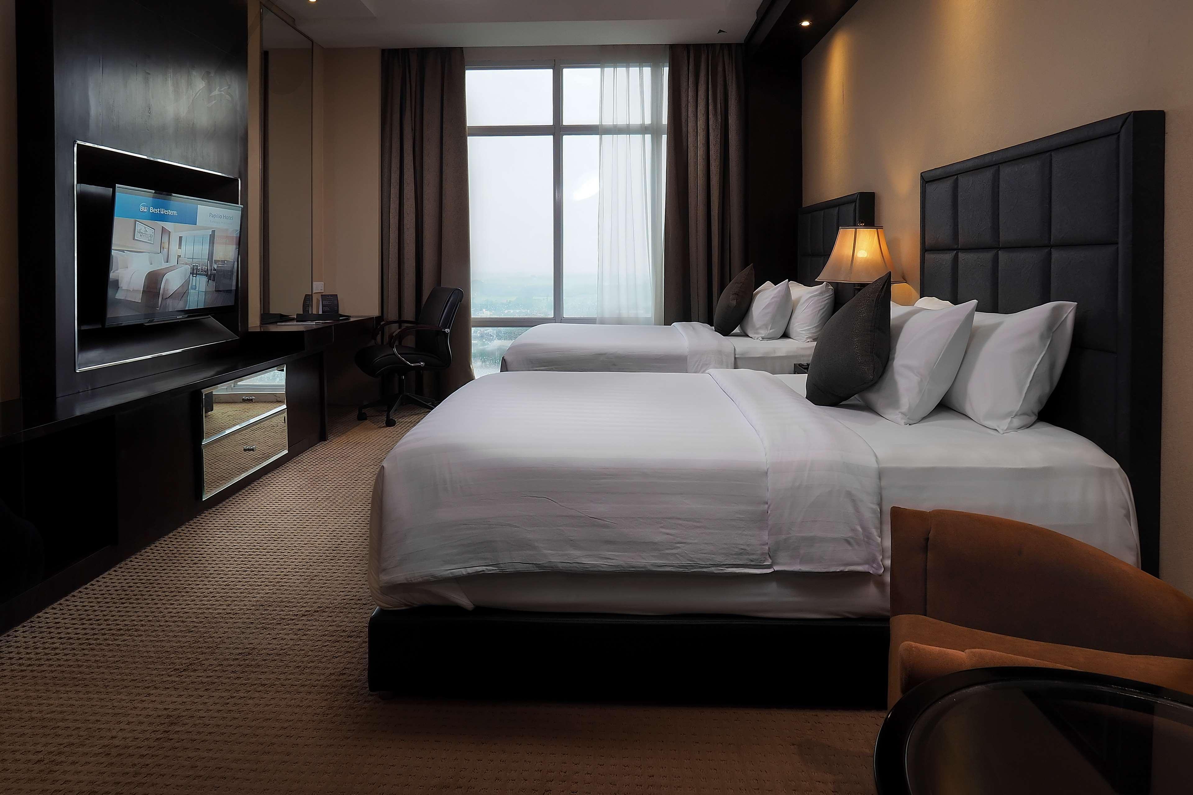 Grand Mercure Solo Baru Exterior photo