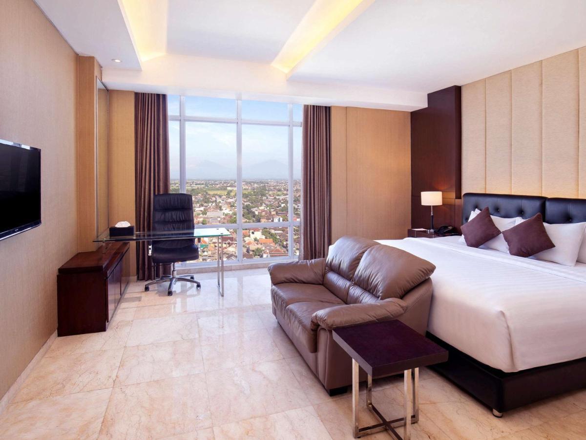 Grand Mercure Solo Baru Exterior photo