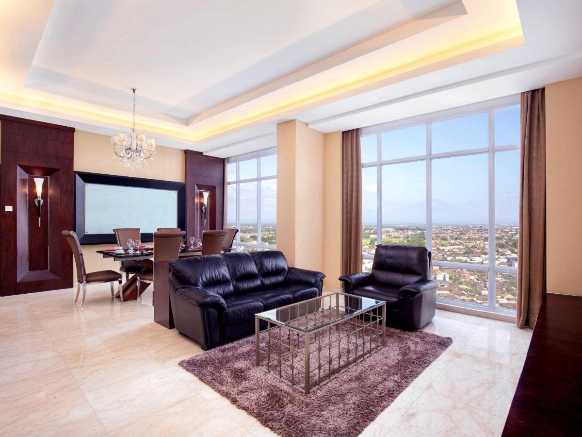 Grand Mercure Solo Baru Exterior photo